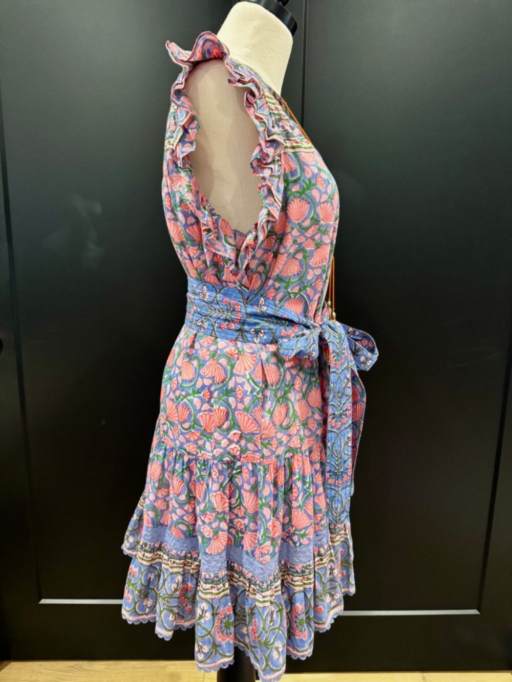 Bell by Alicia Bell Amira Mini Dress w/ Belt - Medium - Silk & Cotton - Like New - Picture 4 of 16